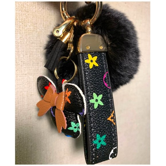 Minnie Keychain Leather Luxury, with Pom Pom Color Black - Picture 6 of 6